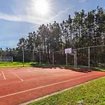 Prora Block 1 - Ferienwohnung Mit Pool, Sauna Und Fitness - Sonnenschein 아파트 빈츠